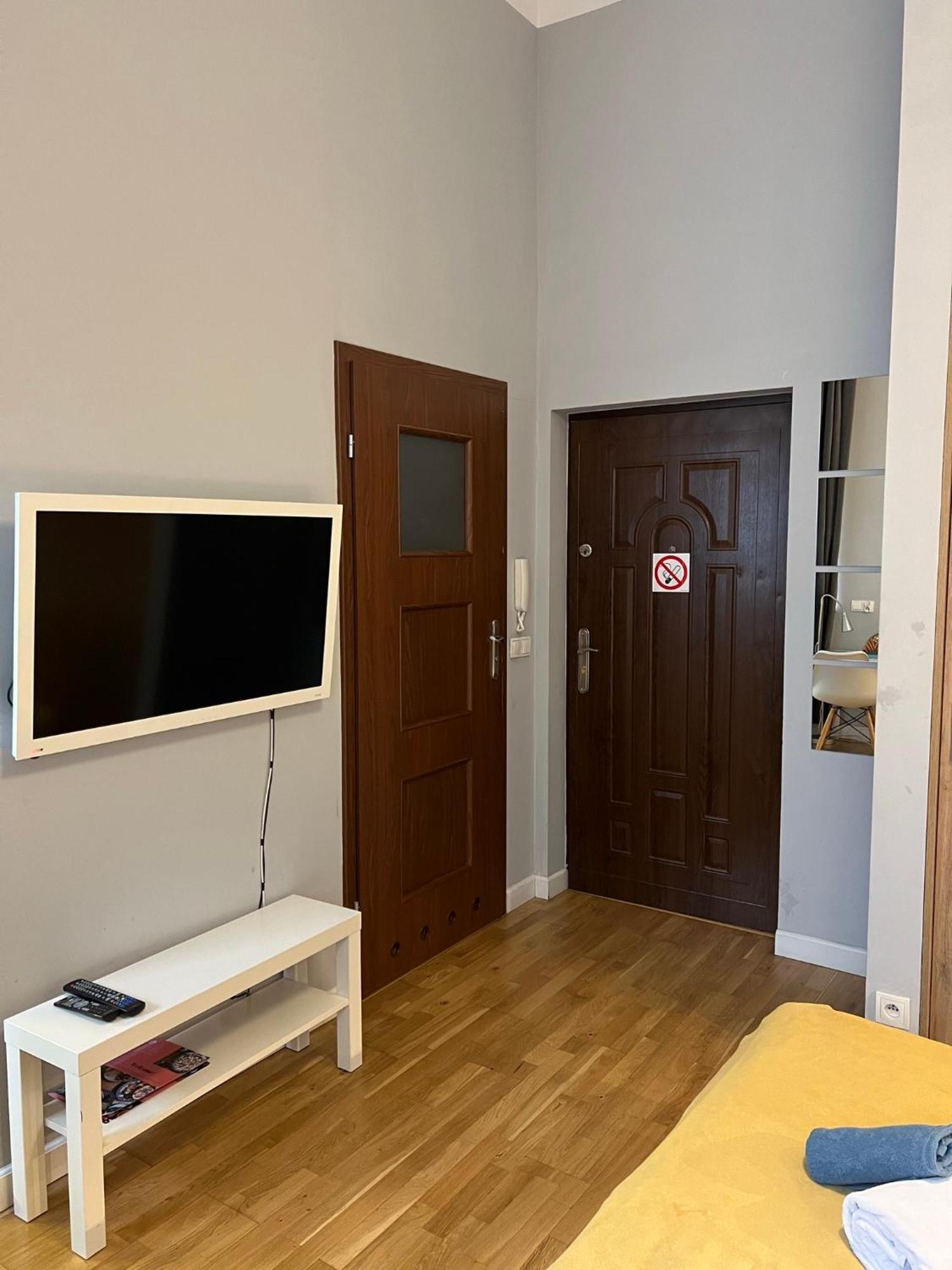 Perfect Place To Stay In Krakow City Center 18M2 W5 ภายนอก รูปภาพ